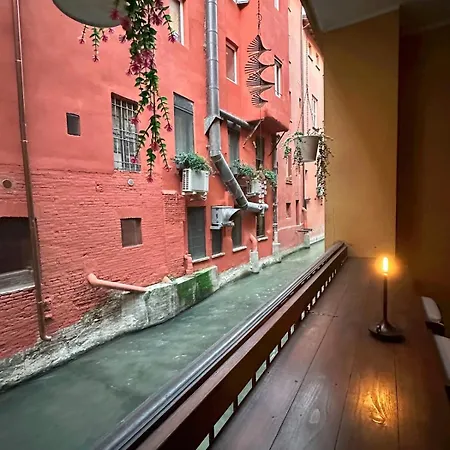 Finestrella Apartment *